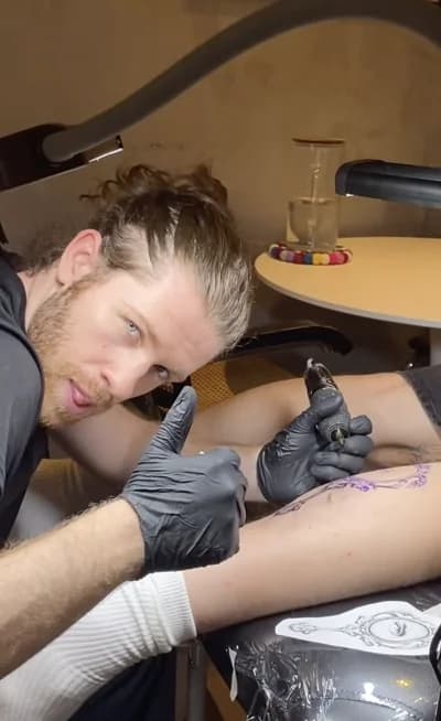 @onetrick.ponny - Tattoo Artist